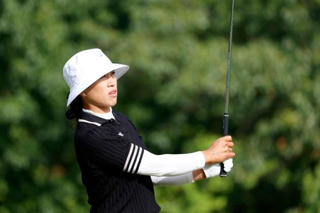 CINCINNATI, OH - SEPTEMBER 08: LPGA, Golf Damen golfer Amy Yang plays her tee shot on the 14th hole during the second round of the Kroger Queen City Championship at the Kenwood Country Club in Cincinnati, Ohio. (Photo by Brian Spurlock Icon Sportswire) GOLF: SEP 08 LPGA Kroger Queen City Championship EDITORIAL USE ONLY Icon230908091