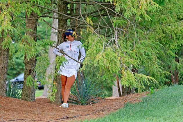 CINCINNATI, OH - SEPTEMBER 08: LPGA, Golf Damen golfer Maria Fassi walks into the trees to cool off after hitting a bad tee shot on the 14th hole during the second round of the Kroger Queen City Championship at the Kenwood Country Club in Cincinnati, Ohio. (Photo by Brian Spurlock Icon Sportswire) GOLF: SEP 08 LPGA Kroger Queen City Championship EDITORIAL USE ONLY Icon230908103