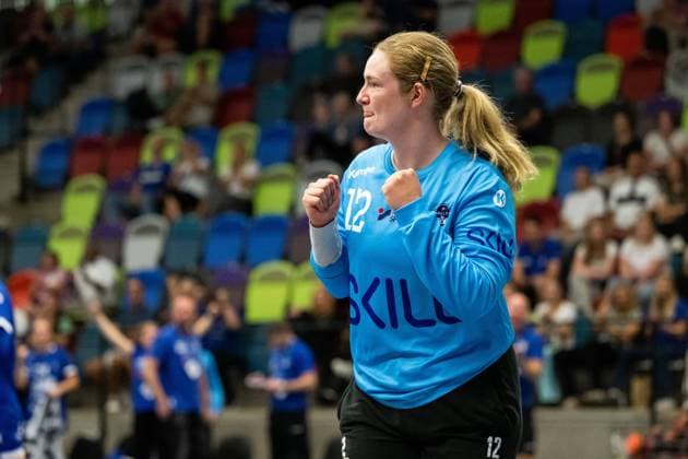 230909 Hallbys Christina Lövgren Hallberg cheers during the Handbollsligan womens match between Hallby and Skövde on September 9, 2023 in Jönköping, Sweden.  Copyright: CARLxSANDIN BB230909CS016