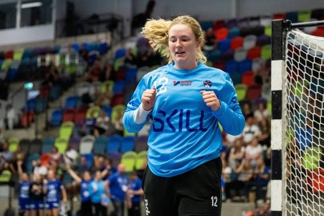 230909 Hallbys Christina Lövgren Hallberg cheers during the Handbollsligan womens match between Hallby and Skövde on September 9, 2023 in Jönköping, Sweden.  Copyright: CARLxSANDIN BB230909CS017