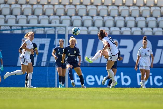 09 09 2023, GER, womens soccer, DFB Pokal, 2 round, 2023 2024, FC Carl Zeiss Jena FC Nürnberg Weronika Kaczor 10, FC Nürnberg , action, ball shot Jena ad hoc arena, Ernst Abbe Sportfe Thüringen Germany
