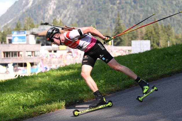 Bilder des Jahres 2023, Sport 09 September Bilder des Jahres 2023, Sport 09 September Sport Themen der Woche KW36 Biathlon, Sommerbiathlon - KÜHN Johannes (WSV Reit im Winkl ZOLL BSV-C) bei der Deutschen Meisterschaft Biathlon Ruhpolding Sprint 10 km der Herren am 09.09.2023, Deutschland, Oberbayern Ruhpolding Chiemgau Arena Oberbayern Deutschland *** Biathlon, Summer Biathlon KÜHN Johannes WSV Reit im Winkl ZOLL BSV C at the German Championship Biathlon Ruhpolding Sprint 10 km of men on 09 09 2023, Germany, Upper Bavaria Ruhpolding Chiemgau Arena Upper Bavaria Germany