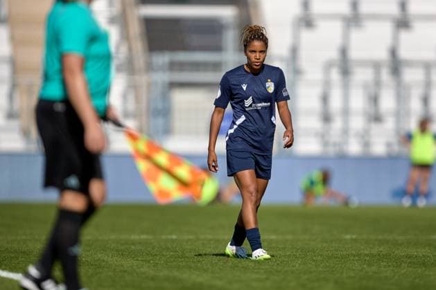 09 09 2023, GER, womens soccer, DFB Pokal, 2 round, 2023 2024, FC Carl Zeiss Jena FC Nuremberg Josephine Bonsu 23, FC Carl Zeiss Jena , punter Jena ad hoc arena, Ernst Abbe Sportfe Thuringia Germany.