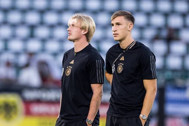 Friendly match Germany Japan 09 09 2023 Julian Brandt Germany , Nico Schlotterbeck Germany during pitch inspection Friendly match Germany Japan,Wolfsburg, Volkswagen Arena on 09 09 2023 DFB REGULATIONS PROHIBIT ANY USE OF PHOTOGRAPHS AS IMAGE SEQUENCES AND OR QUASI VIDEO Copyright: xBEAUTIFULxSPORTS Wunderlx