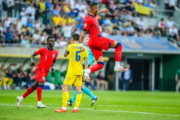 Wroclaw, 09.09.2023 MECZ 5. KOLEJKA ELIMINACJE DO MISTRZOSTW EUROPY 2024 GRUPA C: UKRAINA - ANGLIA --- QUALIFICATION FOR UEFA EURO, EM, Europameisterschaft,Fussball 2024 MATCH GROUP C IN WROCLAW: UKRAINE - ENGLAND NZ Kyle Walker RADOSC PO BRAMCE CIESZYNKA GOAL CELEBRATION FOT. PATRYK PINDRAL 400mm.pl NEWSPIX.PL --- Newspix.pl POLAND OUT!  20230909_PP83_P83_1107