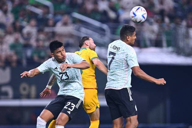 RECORD DATE NOT STATED Seleccion Mexicana 2023 Mexico 2-2 Australia Jesus Gallardo, Luis Romo of Mexico during the game Mexico (Mexican national team, Nationalteam vs Australian National Team, International Friendly, Länderspiel, Nationalmannschaft at the AT-T Stadium, on September 9, 2023. <br><br> Jesus Gallardo, Luis Romo de Mexico durante el partido Mexico (Seleccion Mexicana) vs Australia, Amistoso Internacional, en el Estadio AT-T, el 9 de septiembre de 2023. ARLINGTON CDMXTEXAS ESTADOS UNIDOS Copyright: xJorgexMartinezx 20230909221845_SMN_23_AM_MEX_AUS_ROMO192