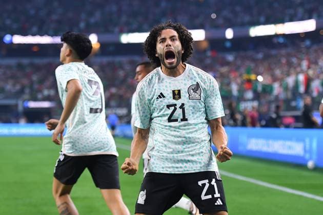 RECORD DATE NOT STATED Seleccion Mexicana 2023 Mexico vs Australia Cesar Huerta celebrates his goal 2-2 of Mexico during the game Mexico (Mexican national team, Nationalteam vs Australian National Team, International Friendly, Länderspiel, Nationalmannschaft at the AT-T Stadium, on September 9, 2023. <br><br> Cesar Huerta celebra su gol 2-2 en su Debut con Mexico durante el partido Mexico (Seleccion Mexicana) vs Australia, Amistoso Internacional, en el Estadio AT-T, el 9 de septiembre de 2023. ARLINGTON CDMXTEXAS ESTADOS UNIDOS  Copyright: xAdrianxMaciasx 20230909225622_SMN_23_AM_MEX_AUS_HUERTA248