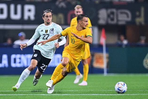 RECORD DATE NOT STATED Seleccion Mexicana 2023 Mexico vs Australia (L-R), Jordi Cortizo of Mexico and Denis Genreau of Australia during the game Mexico (Mexican national team, Nationalteam vs Australian National Team, International Friendly, Länderspiel, Nationalmannschaft at the AT-T Stadium, on September 9, 2023. <br><br> (I-D), Jordi Cortizo de Mexico y Denis Genreau de Australia durante el partido Mexico (Seleccion Mexicana) vs Australia, Amistoso Internacional, en el Estadio AT-T, el 9 de septiembre de 2023. ARLINGTON CDMXTEXAS ESTADOS UNIDOS Copyright: xJorgexMartinezx 20230909231031_SMN_23_AM_MEX_AUS_GENREAU277