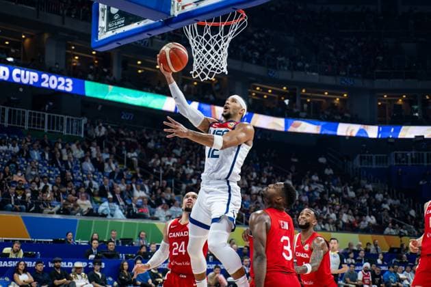 Basketball Manila Pasay 10 09 2023 FIBA Basketball World Cup 2023 Mens World Championship Match for 3rd Place Bronze United States of America USA Canada CAN JOSH HART USA, No 12 Melvin Ejim Canada, No 03 Dillon Brooks Canada, No 24