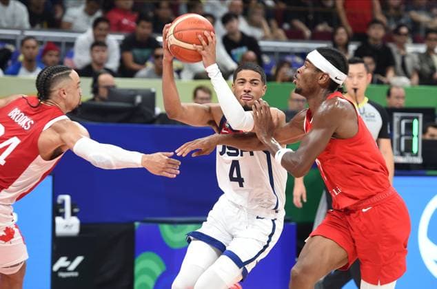 USA vs CANADA TYRESE HALIBURTON, basketball player of USA, at the FIBA World Cup match against Canada, for 3rd place, at MOA Arena. Manila, 10.09.2023. photo: Nebojsa Parausic MN press photo BASKETBALL, FIBA, WORLD CUP, USA, CANADA Manila MOA Arena Philippines Copyright: xNebojsaxParausicx xMNxPressx