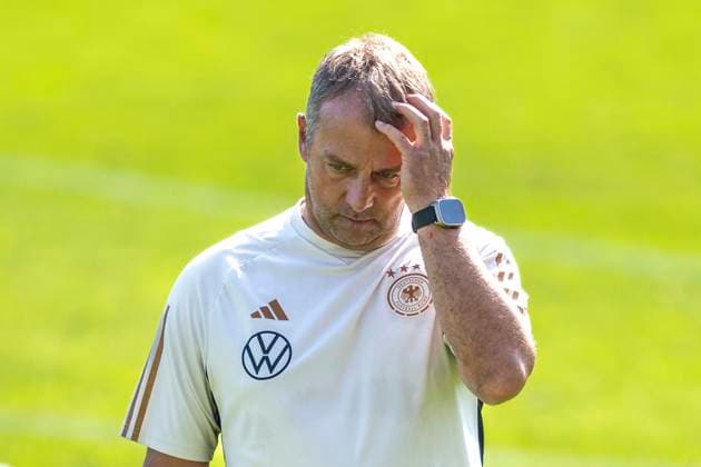 Football, DFB sacks national coach Hansi Flick, archive pictures