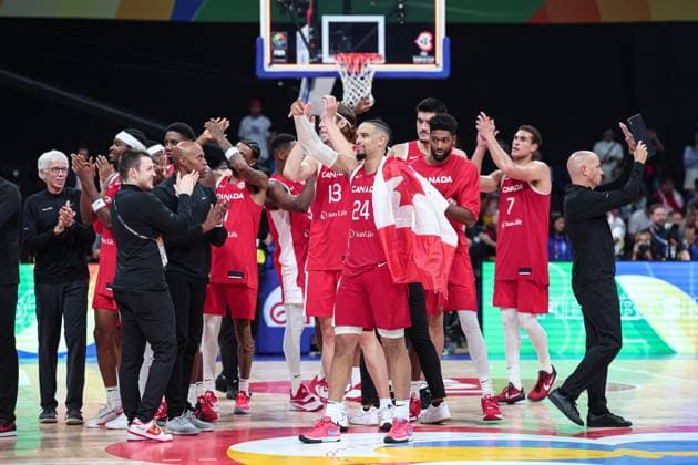 (230910) -- MANILA, Sept. 10, 2023 -- Players of Canada celebrate winning the 3rd place game between the United States and Canada at the 2023 FIBA World Cup in Manila, the Philippines, Sept. 10, 2023. ) (SP)PHILIPPINES-MANILA-BASKETBALL-FIBA WORLD CUP-3RD PLACE GAME-USA VS CAN WuxZhuang 