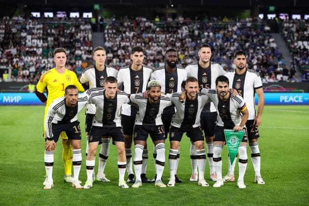 Team photo Germany behind R v l goalkeeper Marc Andre ter Stegen Germany,1 , Nico Schlotterbeck Germany,5 ,Kai Havertz Germany,7 , Antonio Rüdiger Germany,2 ,Niklas Süle Germany,15 , Emre Can Germany,23 , front R v l Leroy Sane Germany,19 , Florian Wirtz Germany,9 , Serge Gnabry Germany,10 , Joshua Kimmich Germany,6 , İlkay Gündogan Germany,21 friendly match Germany vs Japan at VW Arena in Wolfsburg action,soccer,man,men,Germany,09 09 2023