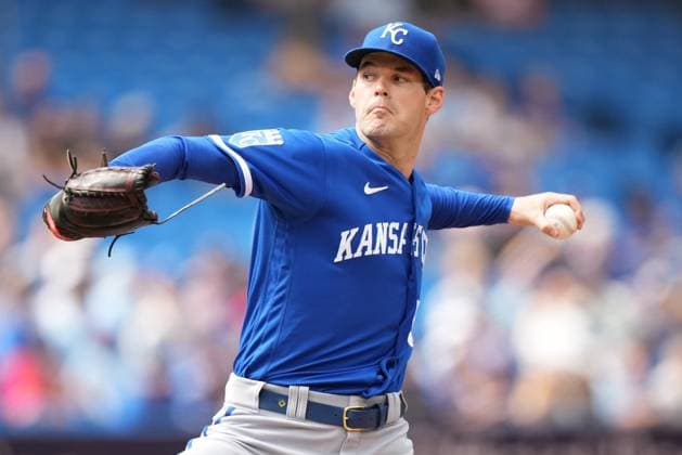 September 10, 2023, TORONTO, ON, CANADA: Kansas City Royals starting pitcher Cole Ragans (55) pitches to the Toronto Blue Jays during first inning American League MLB, Baseball Herren, USA baseball action in Toronto on Sunday, Sept.10, 2023. Canada News - September 10, 2023  - ZUMAc35_ 20230910_zaf_c35_049 Copyright: xNathanxDenettex
