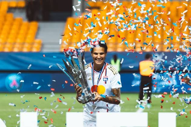 Sport Bilder des Tages Dzsenifer Marozsan (10) from OL celebrating their victory during the trophÃ e des championnes between Olympique Lyonnais and Paris Saint Germain at the Stade de l aube in Troyes, France. (Pauline FIGUET SPP) Copyright: xPaulinexFIGUETx xSPPx spp-en-PaFiSp-PF_OLvPSG-19