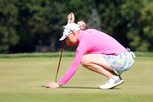CINCINNATI, OH - SEPTEMBER 10: LPGA, Golf Damen player Madelene Sagstrom putts on the 17th hole during the final round of the Kroger Queen City Championship at the Kenwood Country Club in Cincinnati, Ohio. (Photo by Brian Spurlock Icon Sportswire) GOLF: SEP 10 LPGA Kroger Queen City Championship EDITORIAL USE ONLY Icon230910112