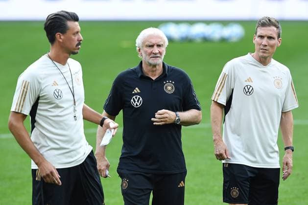 Soccer final training Germany on 11 09 2023 at Signal Iduna Park in Dortmund Sandro Wagner interim assistant coach Germany , left Rudi Völler interim national coach , center Hannes Wolf interim assistant coach Germany , right DFB regulations prohibit any use of photographs as image sequences and or quasi video xRx