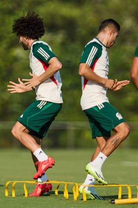 RECORD DATE NOT STATED Seleccion Mexicana 2023 Mexico team Training Session Cesar Huerta and Orbelin Pineda during the Mexican national team, Nationalteam (Mexico) Training prior to the International Friendly, LÃ¤nderspiel, Nationalmannschaft match against the Uzbekistan National Team, at Childrens Healthcare of Atlanta Training Ground, on September 11, 2023. <br><br> Cesar Huerta and Orbelin Pineda durante el Entrenamiento de la Seleccion de Mexico (Seleccion Mexicana) previo al partido amistoso internacional contra la Seleccion de Uzbekistan, en el Campo de Entrenamiento de Atencion Medica infantil de Atlanta, el 11 de septiembre de 2023. ATLANTA GEORGIA ESTADOS UNIDOS  Copyright: xJorgexMartinezx 20230911170536_SMN_23_MEX_TRAI_HUERTA13