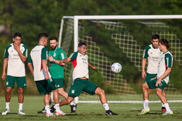 Football, Mexico National Team, Training