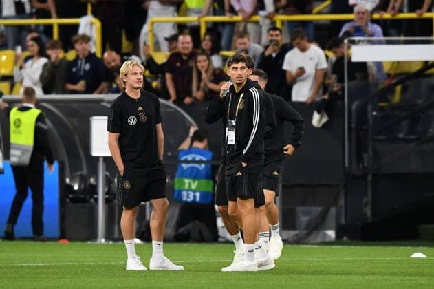 Football, men, 2023 2024 season, international match in Dortmund, Germany France, f l Julian Brandt Germany , Kai Havertz Germany at the pitch inspection, 12 09 2023, Copyright: xSebastianxRäppold MatthiasxKochx