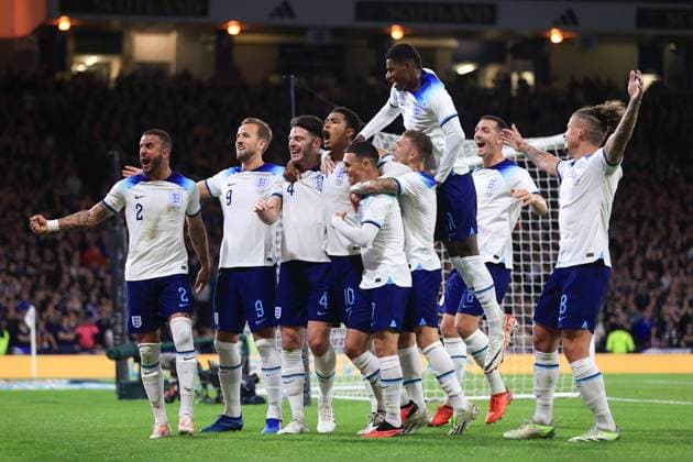 Internationales Freundschaftsspiel Schottland gegen England 12. September 2023 Internationales Freundschaftsspiel Schottland gegen England Jude Bellingham aus England feiert sein zweites Tor mit seinen Mannschaftskameraden Foto Simon Stacpoole Abseits Glasgow UK  Copyright: xSimonxStacpoolexOffside