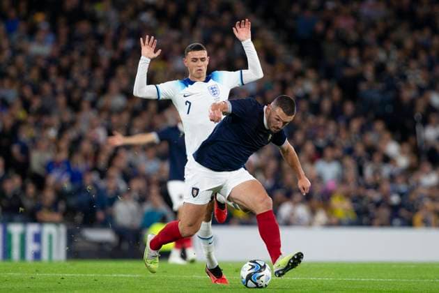Scotland x England GLASGOW, GL - 12.09.2023: SCOTLAND X ENGLAND - John McGinn of Scotland and Phil Foden of England during the football match between Scotland and England at Hampden Park in Glasgow, Scotland (Photo: Richard Callis Fotoarena) x2433043x  RichardxCallis