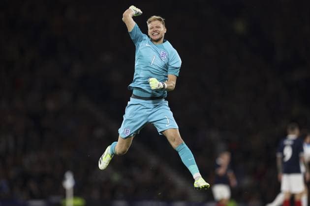 Mandatory Credit: Photo by Paul Currie Shutterstock (14094531bo) Aaron Ramsdale of England celebrates the 3rd goal scored by Harry Kane Scotland v England, International Friendly, Länderspiel, Nationalmannschaft Football, Hampden Park, Glasgow, UK - 12 Sep 2023 EDITORIAL USE ONLY No use with unauthorised audio, video, data, fixture lists, club league logos or live services. Online in-match use limited to 120 images, no video emulation. No use in betting, games or single club league player publications. Scotland v England, International Friendly, Football, Hampden Park, Glasgow, UK - 12 Sep 2023 EDITORIAL USE ONLY No use with unauthorised audio, video, data, fixture lists, club league logos or live services. Online in-match use limited to 120 images, no video emulation. No use in betting, games or single club league player publications. Copyright: xPaulxCurrie Shutterstockx 14094531bo