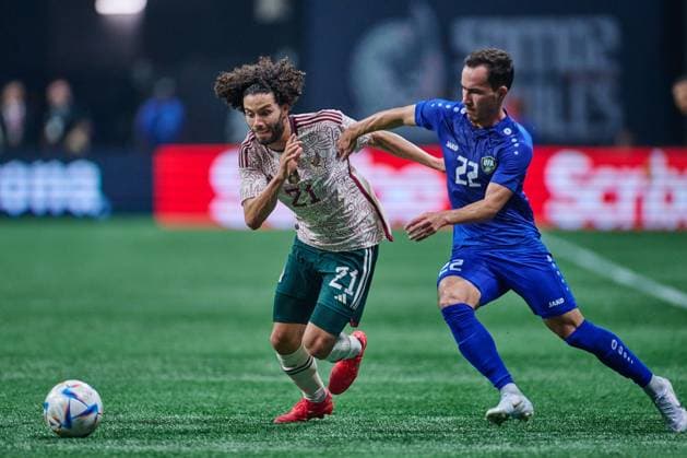 RECORD DATE NOT STATED Seleccion Mexicana 2023 Mexico vs Uzbekistan (L-R), Cesar Huerta of Mexico and Dilshod Saitov of Uzbekistan during the game Mexico (Mexican national team, Nationalteam vs Uzbekistan National Team, International Friendly, Länderspiel, Nationalmannschaft at Mercedes Benz Stadium, on September 12, 2023. <br><br> (I-D), Cesar Huerta de Mexico y Dilshod Saitov de Uzbekistan durante el partido Mexico (Seleccion Mexicana) vs Uzbekistan, Amistoso Internacional, en el Estadio Mercedes Benz, el 12 de septiembre de 2023. ATLANTA GEORGIA ESTADOS UNIDOS Copyright: xJorgexMartinezx 20230912194708_SMN_23_AM_MEX_UZB_HUERTA86