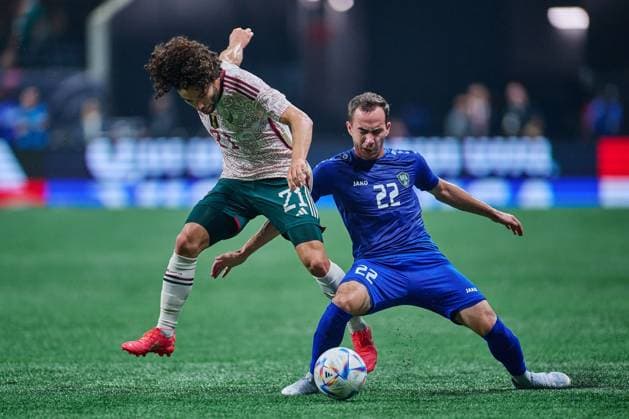 RECORD DATE NOT STATED Seleccion Mexicana 2023 Mexico vs Uzbekistan (L-R), Cesar Huerta of Mexico and Dilshod Saitov of Uzbekistan during the game Mexico (Mexican national team, Nationalteam vs Uzbekistan National Team, International Friendly, Länderspiel, Nationalmannschaft at Mercedes Benz Stadium, on September 12, 2023. <br><br> (I-D), Cesar Huerta de Mexico y Dilshod Saitov de Uzbekistan durante el partido Mexico (Seleccion Mexicana) vs Uzbekistan, Amistoso Internacional, en el Estadio Mercedes Benz, el 12 de septiembre de 2023. ATLANTA GEORGIA ESTADOS UNIDOS Copyright: xJorgexMartinezx 20230912194709_SMN_23_AM_MEX_UZB_HUERTA87