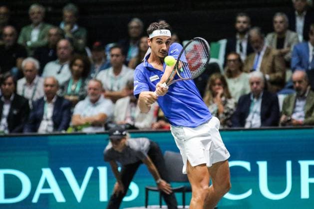 BOLOGNA, ITALY SEPTEMBER 13 Lorenzo Sonego of Italy returns a backhand against Alexis Galarneau of Canada during Davis Cup Finals Group Stage Bologna Day 2 at Unipol Arena on September 13, 2023 in Bologna, Italy Bologna Unipol Arena Italy Copyright: xJustPictures.ch EurasiaxSportxImagesx jp-en-EuSpIm-1R3C4844