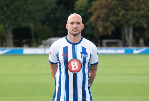 Toni Leistner (Hertha BSC); Hertha BSC; 2. Bundesliga, Porträttermin 2023 2024, 14.09. 2023, *** Toni Leistner Hertha BSC Hertha BSC 2 Bundesliga, portrait date 2023 2024, 14 09 2023, Copyright: xSebastianxRäppold MatthiasxKochx