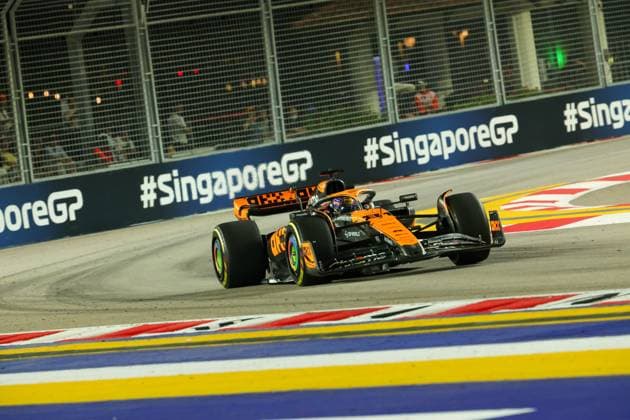 81 Oscar Piastri AUS, McLaren F1 Team , F1 Grand Prix of Singapore at Marina Bay Street Circuit on September 15, 2023 in Singapore, Singapore Photo by HOCH ZWEI Singapore Singapore