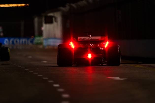 77 Valtteri Bottas FIN, Alfa Romeo F1 Team Stake , F1 Grand Prix of Singapore at Marina Bay Street Circuit on September 15, 2023 in Singapore, Singapore Photo by HOCH ZWEI Singapore Singapore