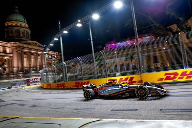 23 Alexander Albon THA, Williams Racing , F1 Grand Prix of Singapore at Marina Bay Street Circuit on September 15, 2023 in Singapore, Singapore Photo by HOCH ZWEI Singapore Singapore