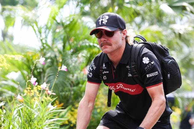 BOTTAS Valtteri (fin), Alfa Romeo F1 Team Stake C43, portrait during the 2023 Formula 1 Singapore Airlines Singapore Grand Prix, 15th round of the 2023 Formula One World Championship, WM, Weltmeisterschaft from September 15 to 17, 2023 on the Marina Bay Street Circuit, in Singapore - F1 - SINGAPORE GRAND PRIX 2023 DPPI Panoramic  00123034_AV6_6314