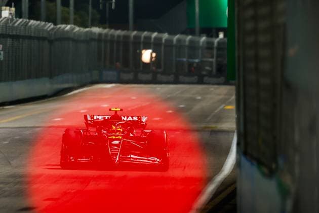 44 Lewis Hamilton GBR, Mercedes AMG Petronas F1 Team , F1 Grand Prix of Singapore at Marina Bay Street Circuit on September 15, 2023 in Singapore, Singapore Photo by HOCH ZWEI Singapore Singapore
