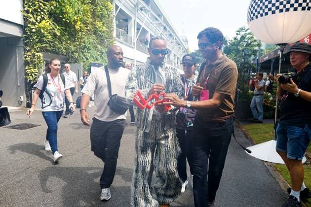 44 Lewis Hamilton GBR, Mercedes AMG Petronas F1 Team , F1 Grand Prix of Singapore at Marina Bay Street Circuit on September 16, 2023 in Singapore, Singapore Photo by HOCH ZWEI Singapore Singapore