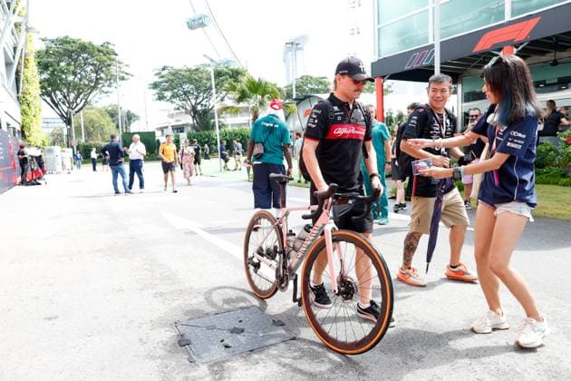 77 Valtteri Bottas FIN, Alfa Romeo F1 Team Stake , F1 Grand Prix of Singapore at Marina Bay Street Circuit on September 16, 2023 in Singapore, Singapore Photo by HOCH ZWEI Singapore Singapore