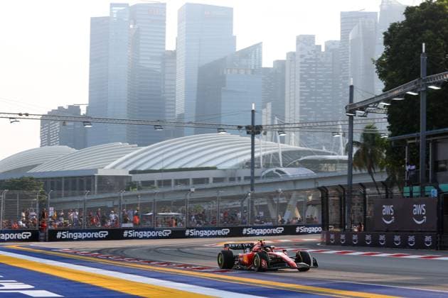 55 Carlos Sainz ESP, Scuderia Ferrari , F1 Grand Prix of Singapore at Marina Bay Street Circuit on September 16, 2023 in Singapore, Singapore Photo by HOCH ZWEI Singapore Singapore