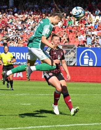 16 09 2023 football season 2023 2024 1 womens football Bundesliga 01 matchday 1 FC Nürnberg FCN club SV Werder Bremen SVW sports photo zinc xwoxzix Sopie Weidauer 9, SV Werder Bremen scores goal to 1 1 against Jessica May 6, 1 FC Nürnberg FCN