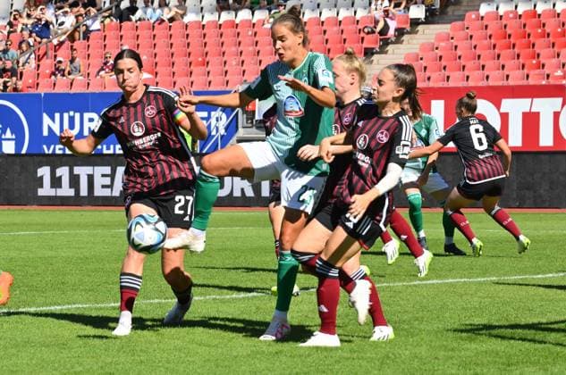 16 09 2023 Football season 2023 2024 1 Women Football Bundesliga 01 Matchday 1 FC Nürnberg FCN Club SV Werder Bremen SVW Sportfoto Zink xwoxzix Lara Schmidt 27, 1 FC Nürnberg FCN Hanna Nemeth 23, SV Werder Bremen