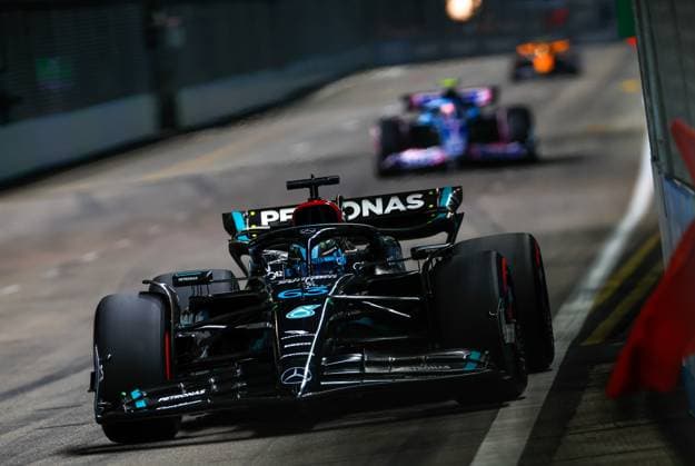 63 George Russell GBR, Mercedes AMG Petronas F1 Team , F1 Grand Prix of Singapore at Marina Bay Street Circuit on September 16, 2023 in Singapore, Singapore Photo by HOCH ZWEI Singapore Singapore