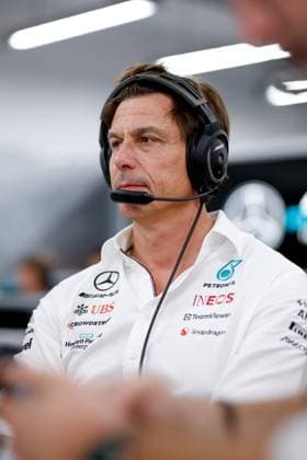 WOLFF Toto (aut), Team Principal & CEO of Mercedes AMG F1 Team, portrait during the 2023 Formula 1 Singapore Airlines Singapore Grand Prix, 15th round of the 2023 Formula One World Championship, WM, Weltmeisterschaft from September 15 to 17, 2023 on the Marina Bay Street Circuit, in Singapore - F1 - SINGAPORE GRAND PRIX 2023 DPPI Panoramic  F12023GP16SIN_Jk165910