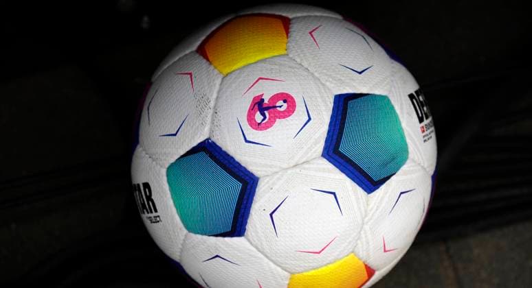 RheinEnergieStadion Cologne, 16 9 2023, Football Season 2023 24, Bundesliga 4 Matchday, 1 FC Cologne KOE vs TSG 1899 Hoffenheim TSG Logo 60 Years Bundesliga on Derbystar Match Ball DFL REGULATIONS PROHIBIT ANY USE OF PHOTOGRAPHS AS IMAGE SEQUENCES AND OR QUASI VIDEO