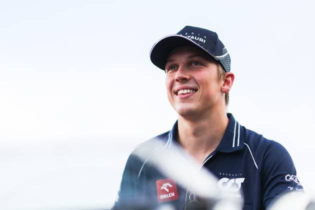 LAWSON Liam (nzl), Scuderia AlphaTauri AT04, portrait during the 2023 Formula 1 Singapore Airlines Singapore Grand Prix, 15th round of the 2023 Formula One World Championship, WM, Weltmeisterschaft from September 15 to 17, 2023 on the Marina Bay Street Circuit, in Singapore - F1 - SINGAPORE GRAND PRIX 2023 - RACE DPPI Panoramic  00123035_AV6_8327