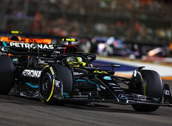 44 Lewis Hamilton GBR, Mercedes AMG Petronas F1 Team , F1 Grand Prix of Singapore at Marina Bay Street Circuit on September 17, 2023 in Singapore, Singapore Photo by HOCH ZWEI Singapore Singapore