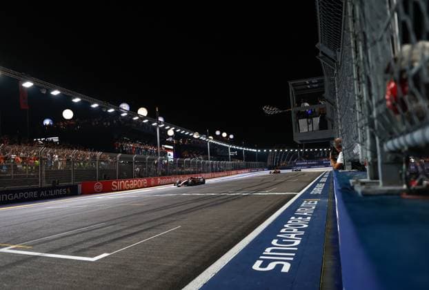 55 Carlos Sainz ESP, Scuderia Ferrari , F1 Grand Prix of Singapore at Marina Bay Street Circuit on September 17, 2023 in Singapore, Singapore Photo by HOCH ZWEI Singapore Singapore