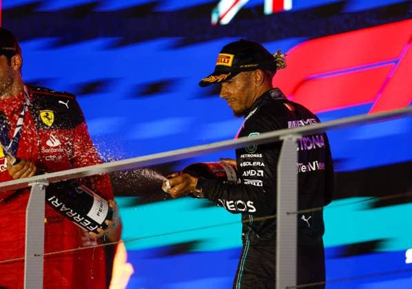 44 Lewis Hamilton GBR, Mercedes AMG Petronas F1 Team , F1 Grand Prix of Singapore at Marina Bay Street Circuit on September 17, 2023 in Singapore, Singapore Photo by HOCH ZWEI Singapore Singapore