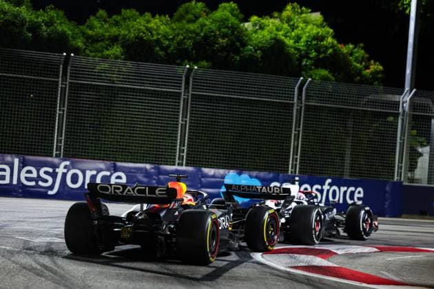 1 Max Verstappen NLD, Oracle Red Bull Racing , 40 Liam Lawson NZL, Scuderia AlphaTauri , F1 Grand Prix of Singapore at Marina Bay Street Circuit on September 17, 2023 in Singapore, Singapore Photo by HOCH ZWEI Singapore Singapore