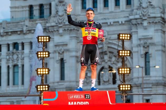 September 17, 2023, Madrid, Spain: Remco Evenepoel (Soudal Quick-Step) is awarded as the most combative cyclist of the Spanish bicycle race La Vuelta. Madrid Spain - ZUMAs197 20230917_aaa_s197_179 Copyright: xAlbertoxGardinx